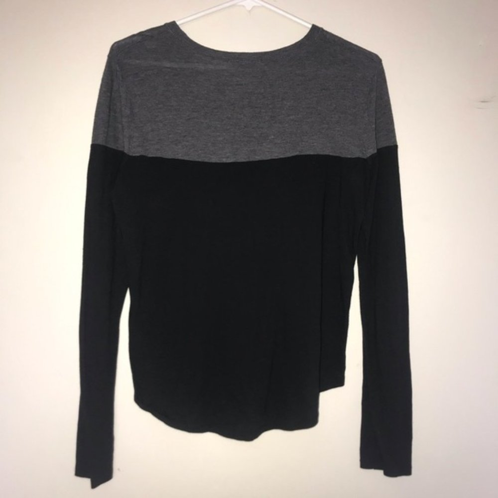 Vince long sleeve t shirt